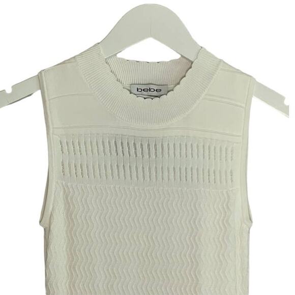 NWT Bebe White Bodycon Scalloped Neckline Mesh Ruffled Diagonal Bottom Dress XS - Picture 2 of 9